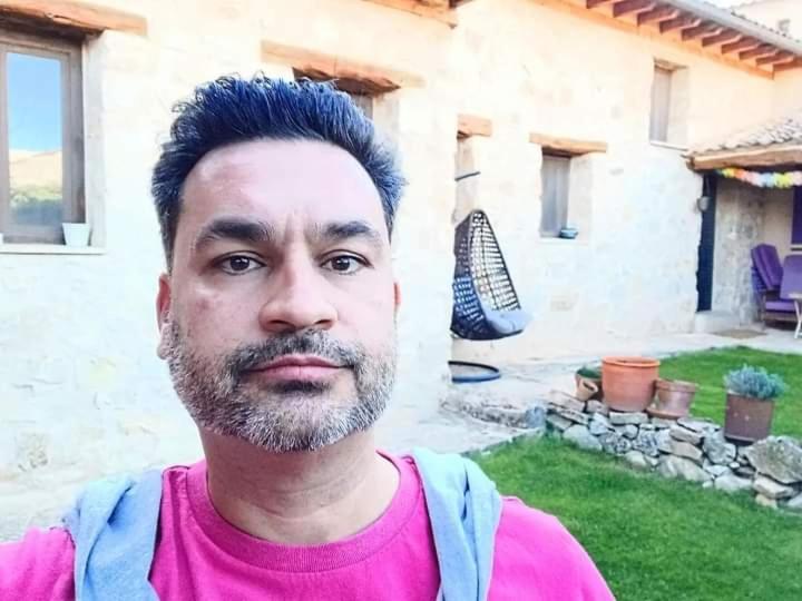 Pensjonat La Casona De Castilnovo - Gay Men Only Valdesaz Zewnętrze zdjęcie